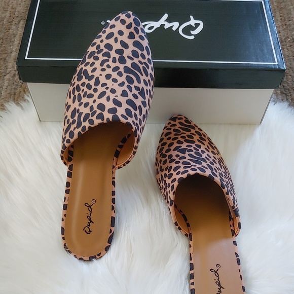 𝔹𝕆𝔾𝕆 🚨 FEW SIZES LEFT! Qupid Leopard Animal Print Mules - Picture 3 of 5